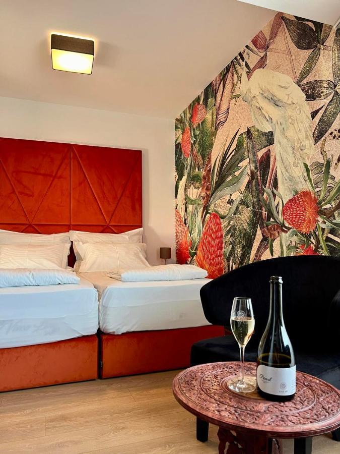 Lazar Winery Tourism B&B Rosoman Esterno foto